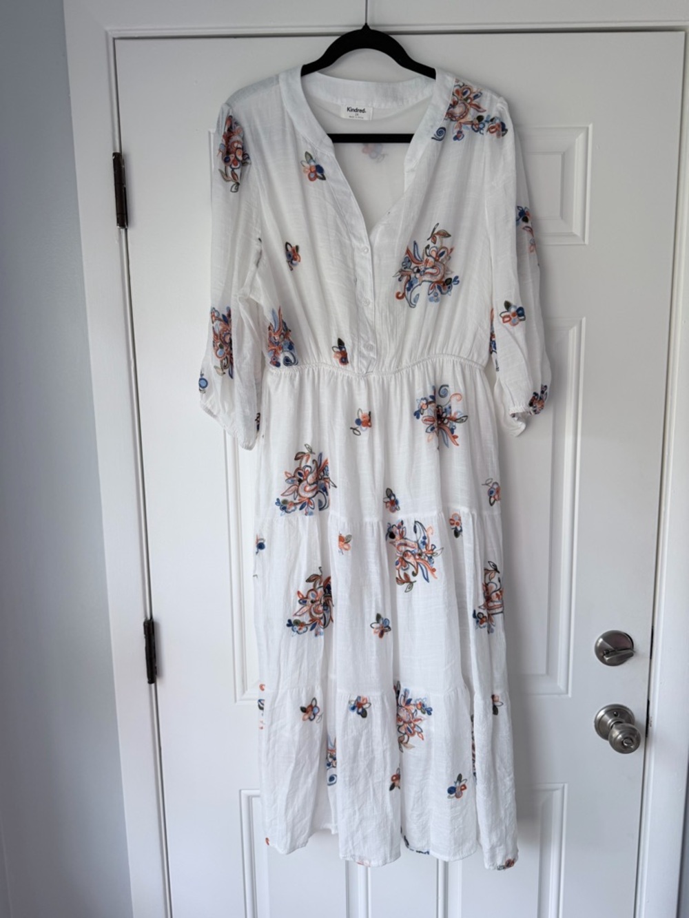 Kindred size 2x midi white floral embroidered dress summer tiered